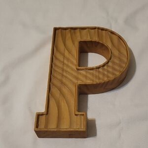 'P' Letter Monogram